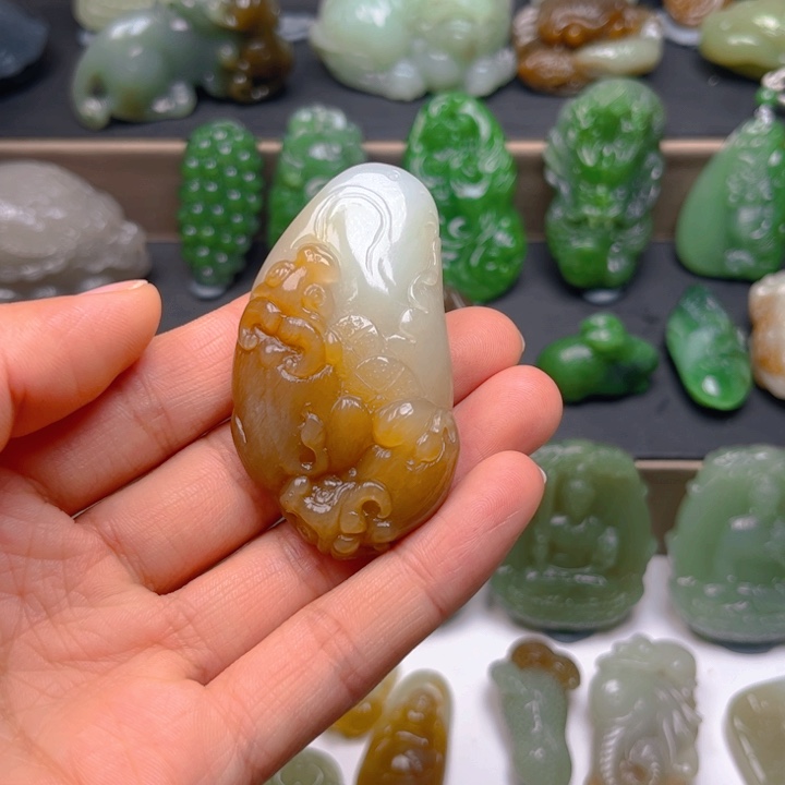 和田玉挂件未镶嵌