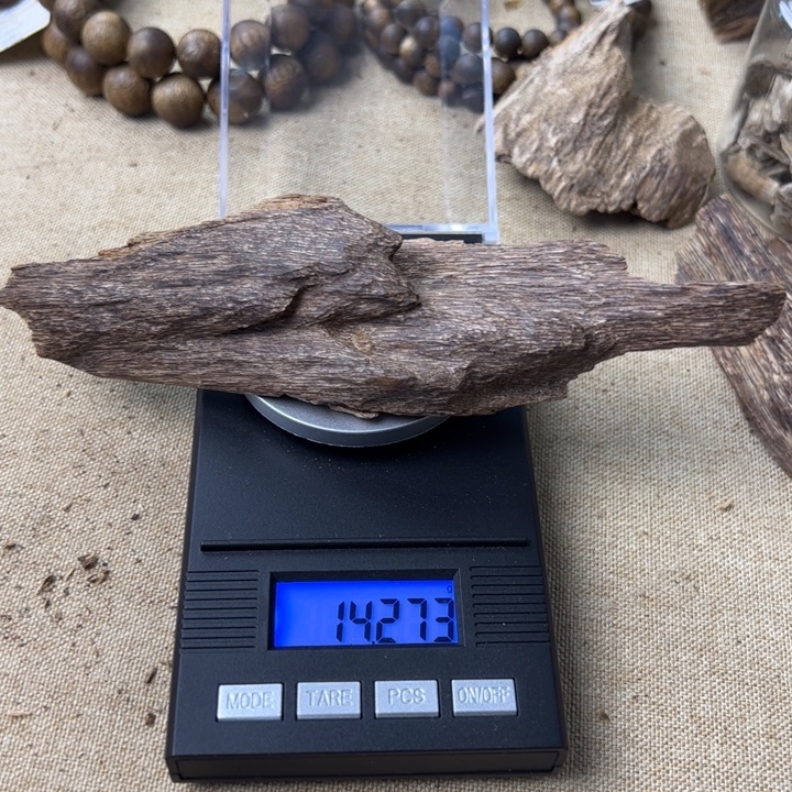 沉香碎屑沉香土沉香树根油14.2g