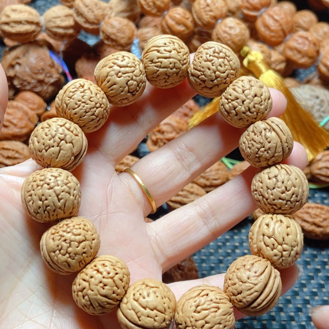 文玩核桃手串桃核