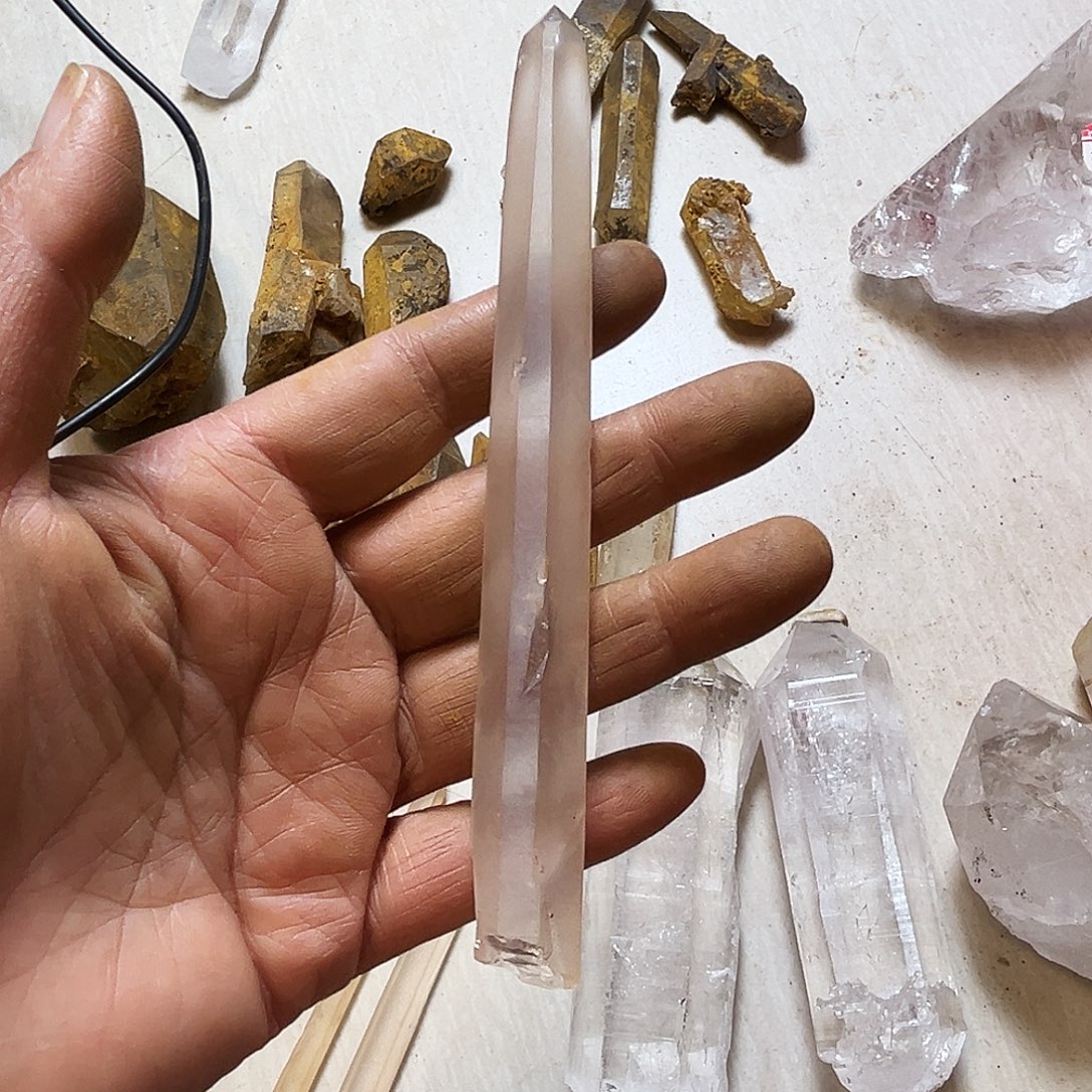 山***旎未镶嵌珠宝半成品水晶