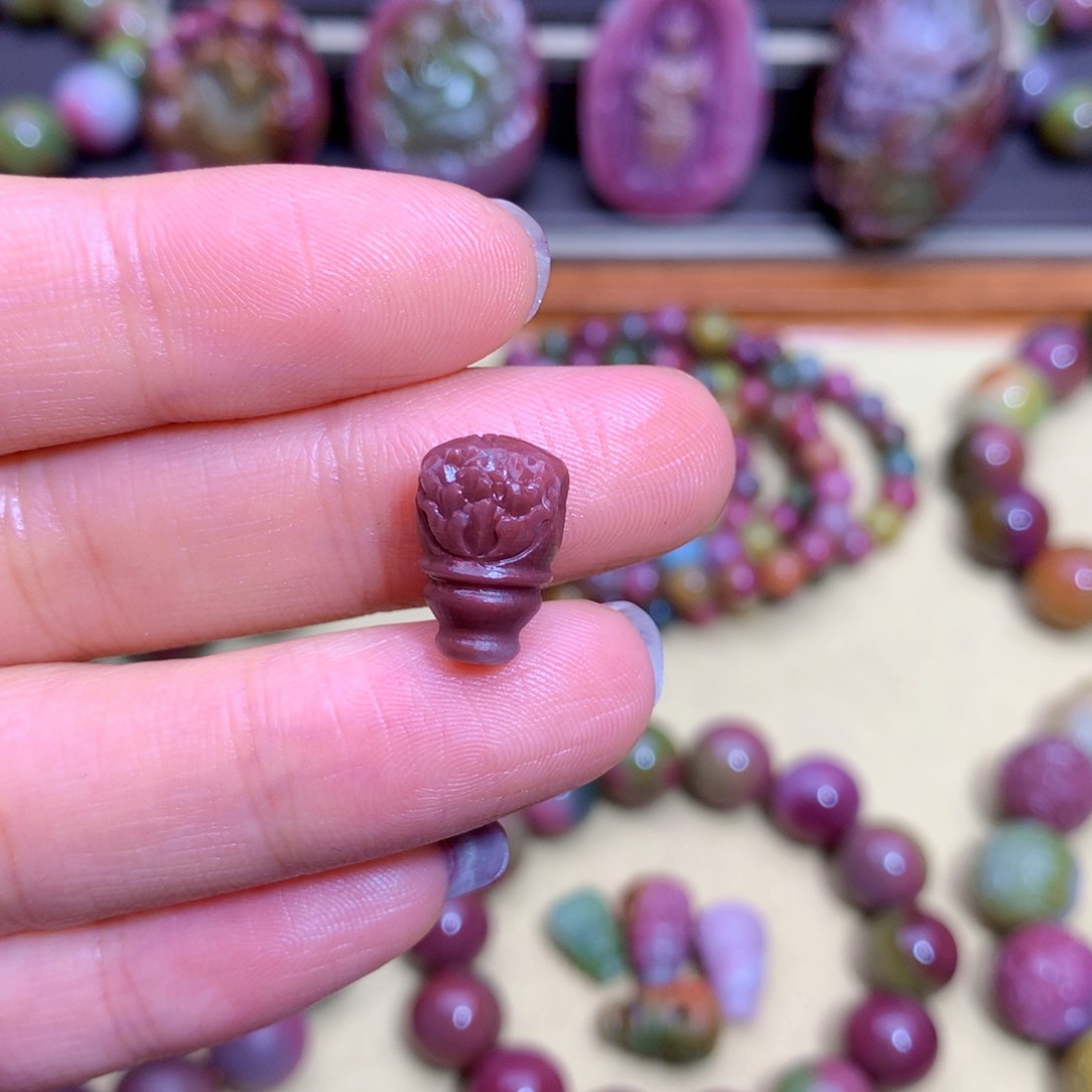 玛瑙挂件未镶嵌盐源