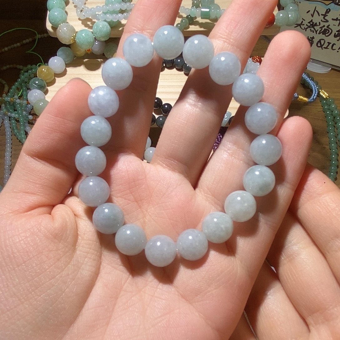 呀****翡翠散珠未镶嵌翡翠