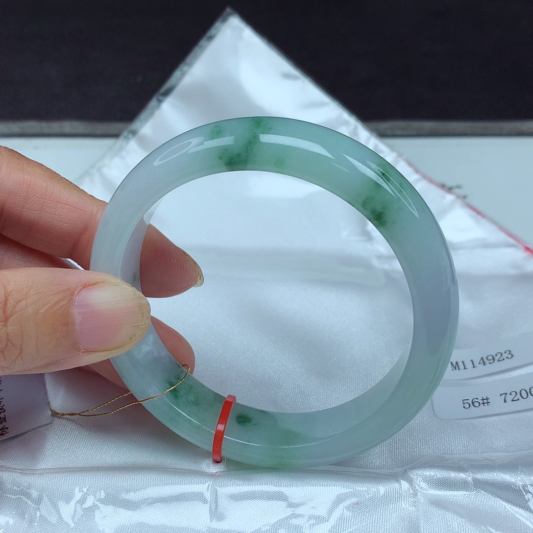 翡翠未镶嵌手镯56圈4923