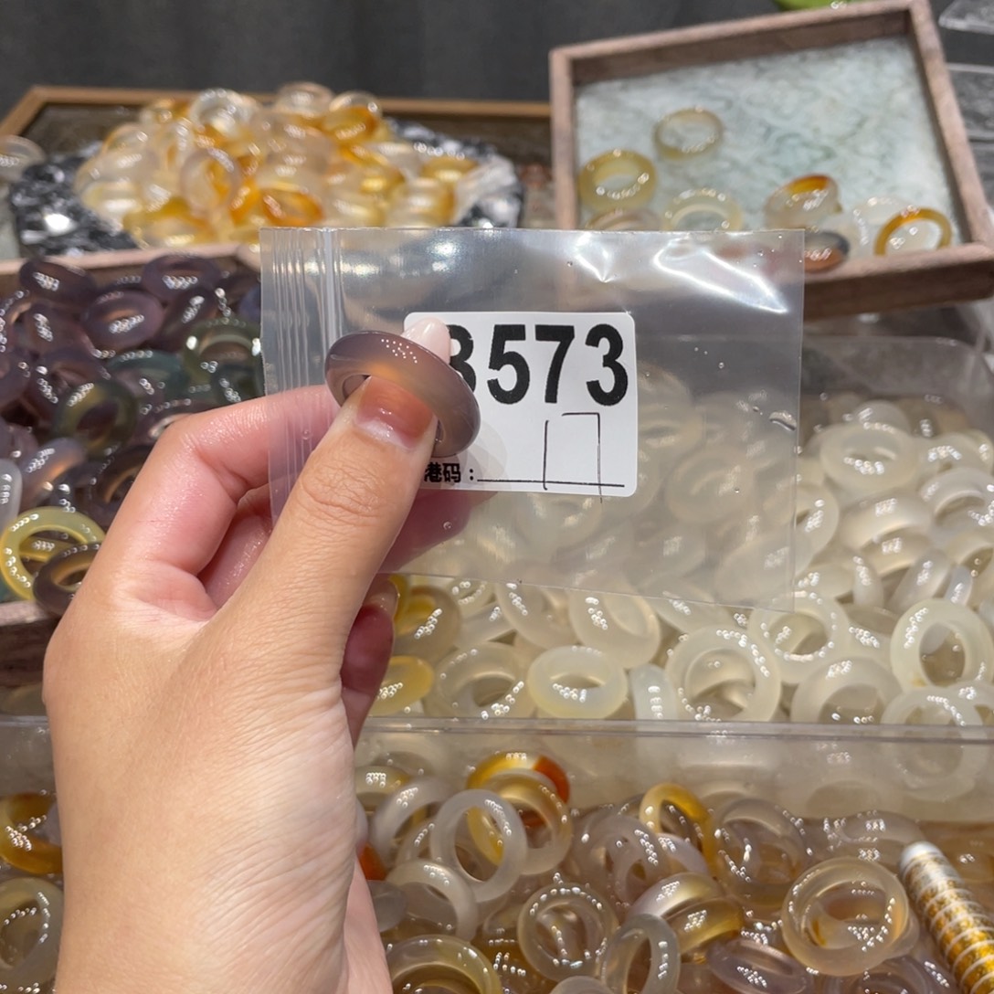 玛瑙/玉髓未镶嵌戒指573