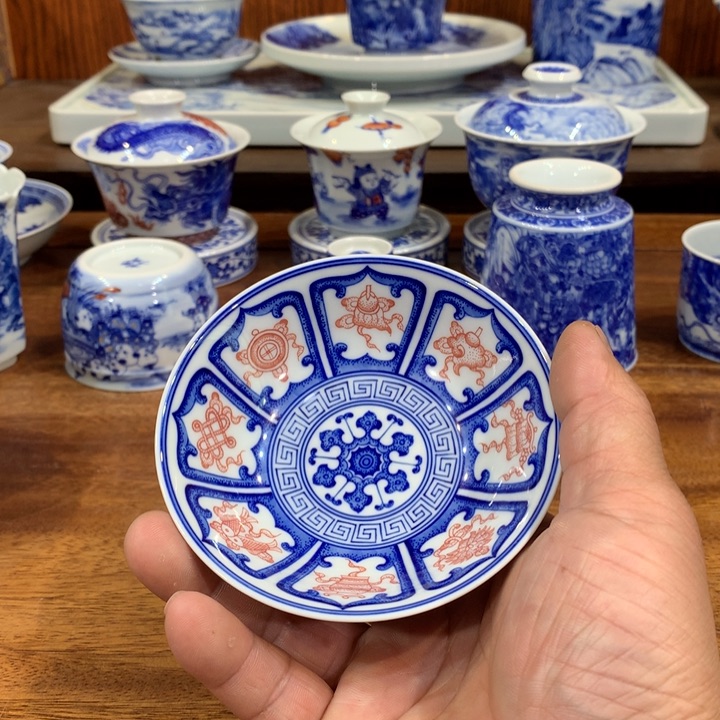 柴窑青花缠枝八宝主人杯