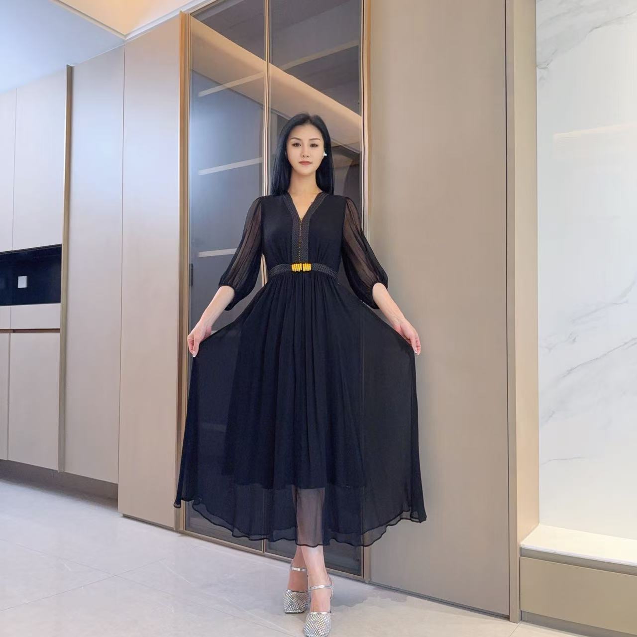 100桑蚕丝【双十一破价，仅一场】2025年夏新时尚气质长裙 黑色25196