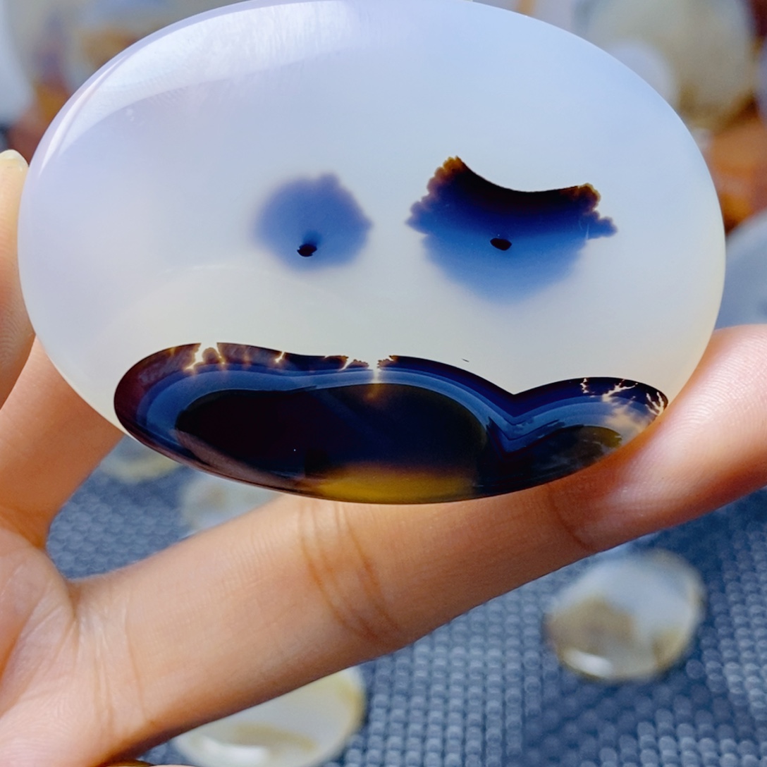 玛瑙/玉髓未镶嵌珠宝奇石