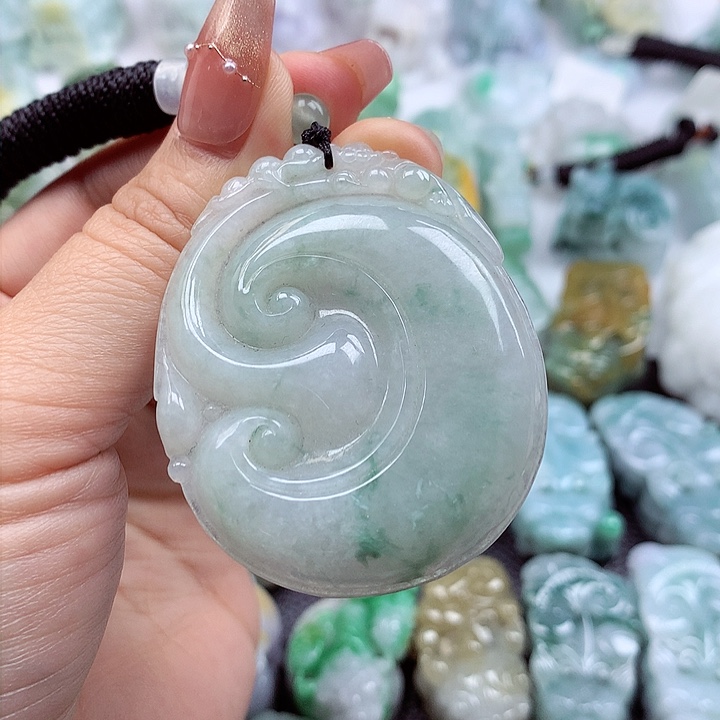 翡翠吊坠(不含链)未镶嵌