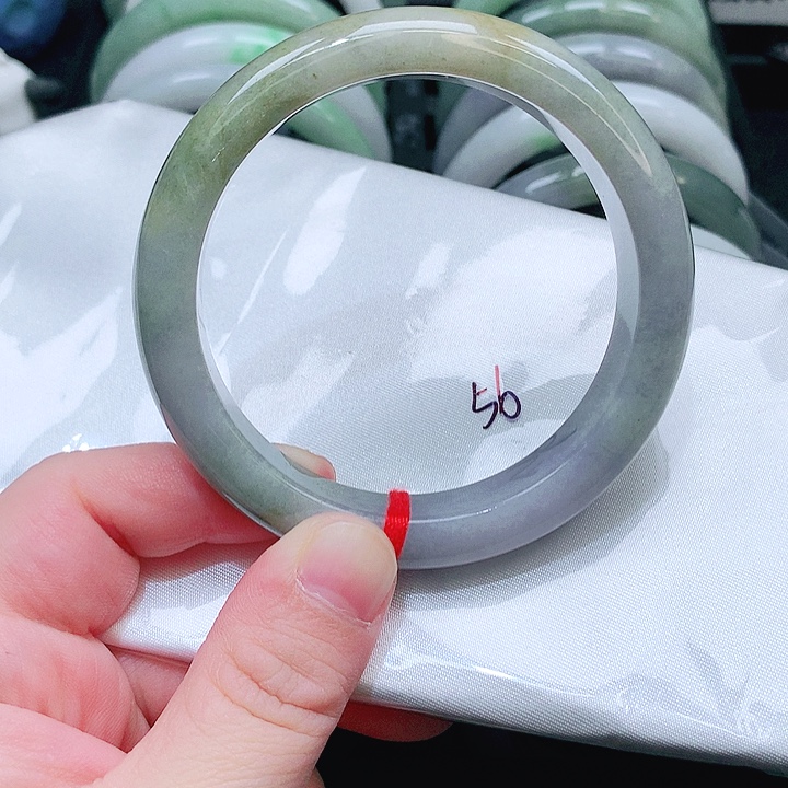 翡翠未镶嵌手镯528