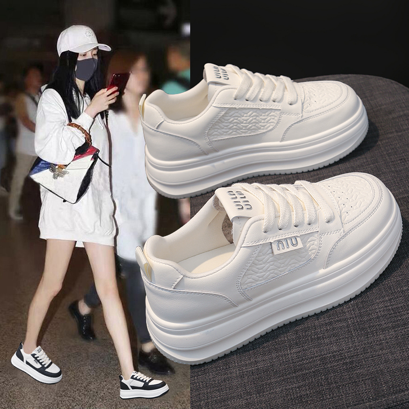 小个子增高厚底小白鞋女2025秋季新款爆款简约休闲鞋百搭松糕鞋女