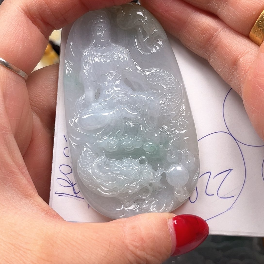 8***9翡翠未镶嵌颈饰翡翠