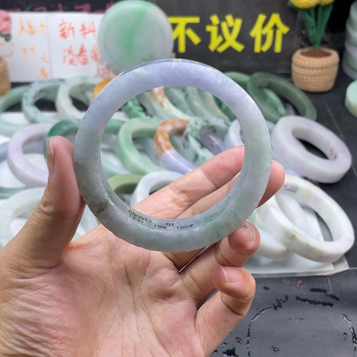 定制翡翠翡翠手镯未镶嵌