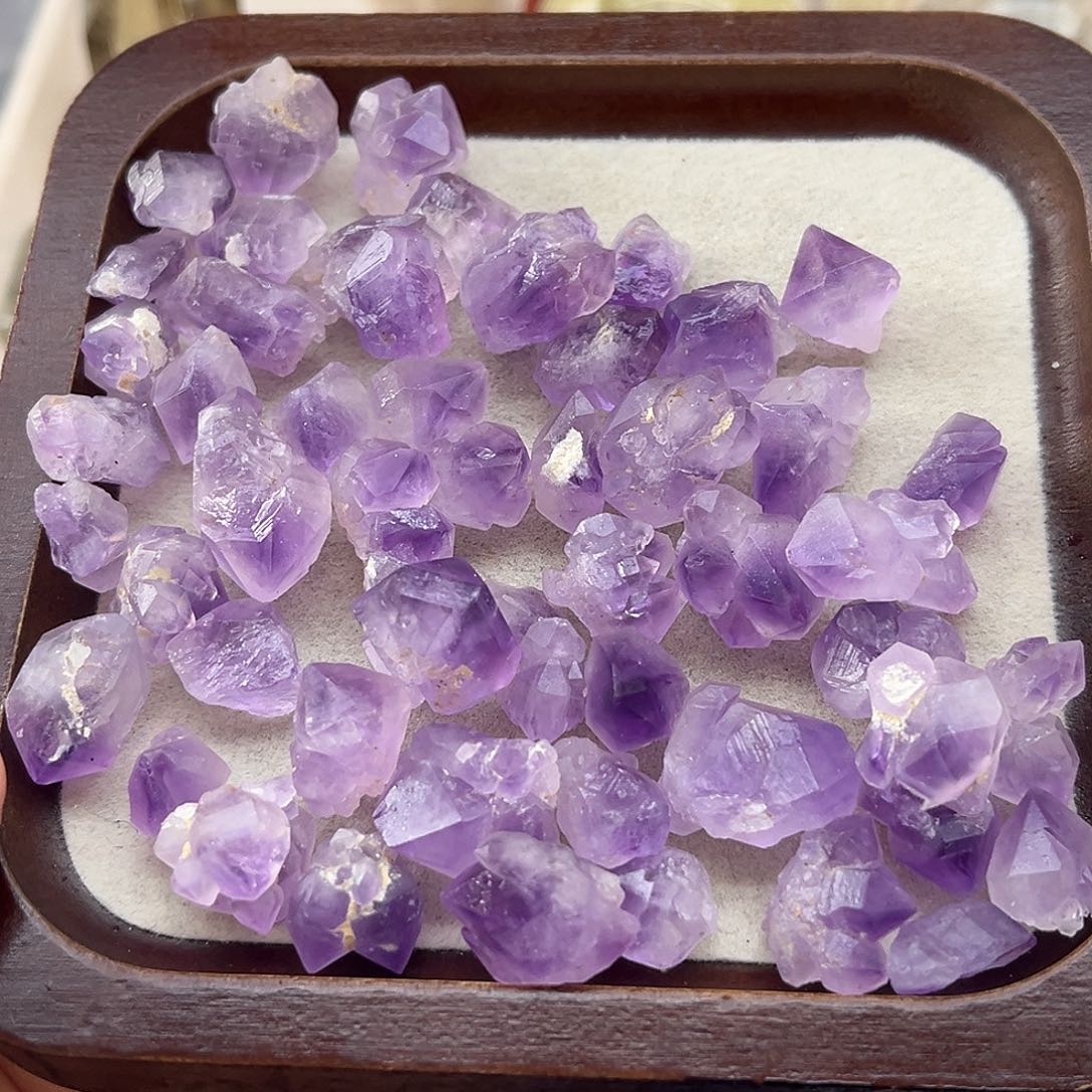 未镶嵌水晶珠宝半成品97紫碎石