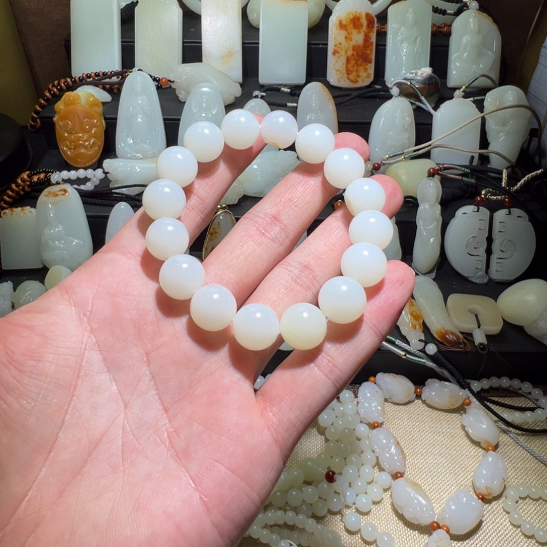 和田玉手串未镶嵌观*觉