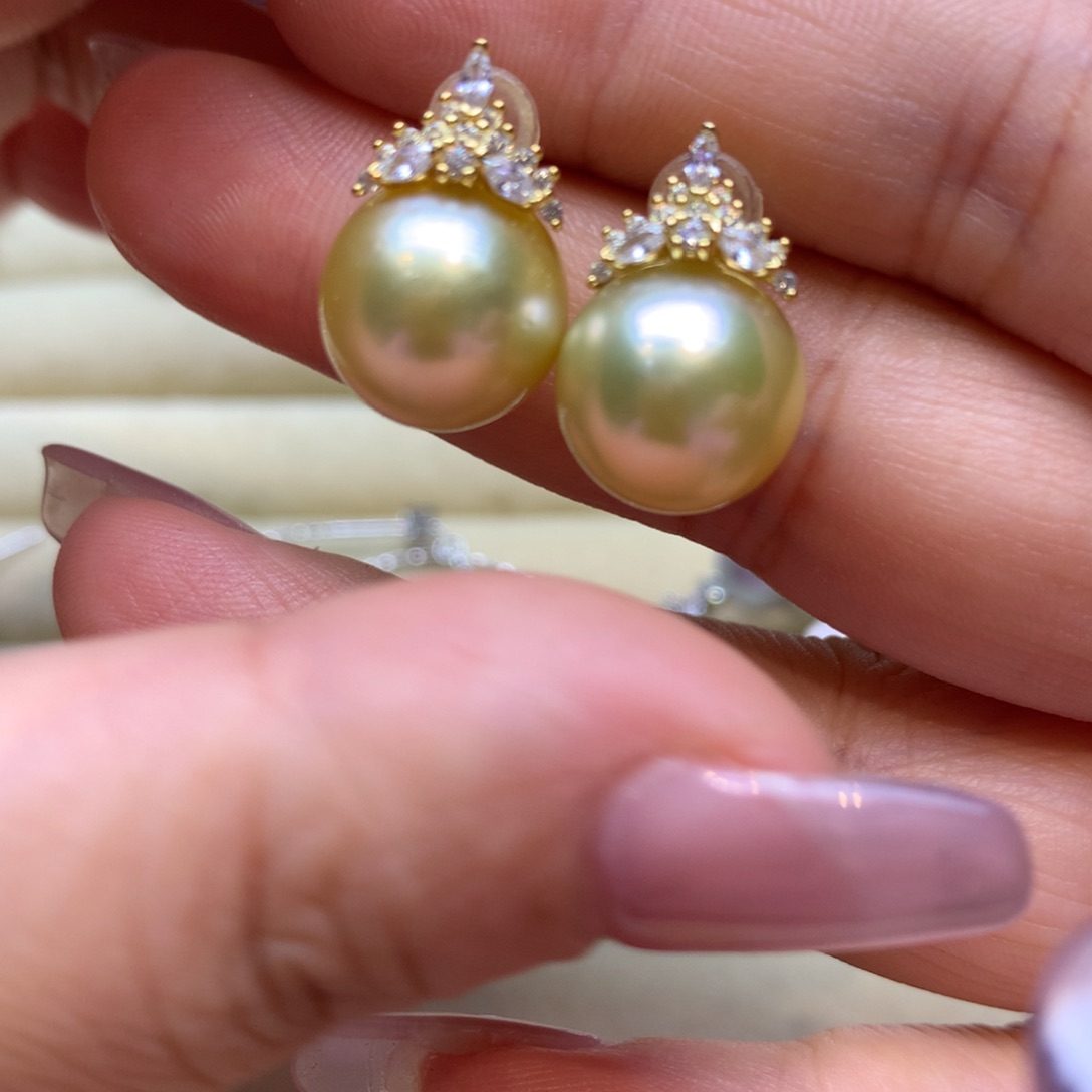 银S925镶嵌耳饰海水珍珠