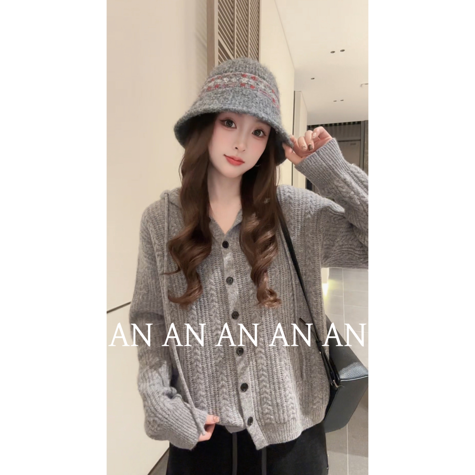 C10353韩系松弛感宽松抽绳连帽单排扣灰色麻花开衫毛衣