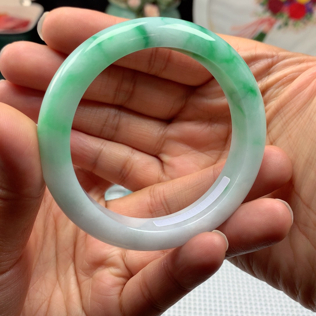 翡翠手镯未镶嵌23号