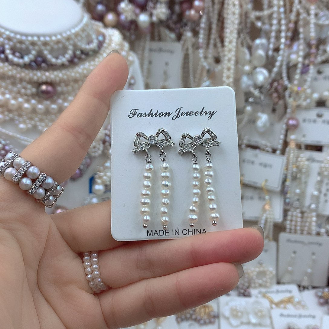 淡水珍珠银S925镶嵌耳饰