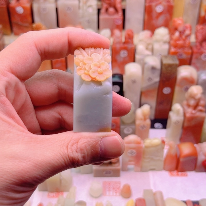 页***学寿山石印石纯手工篆刻