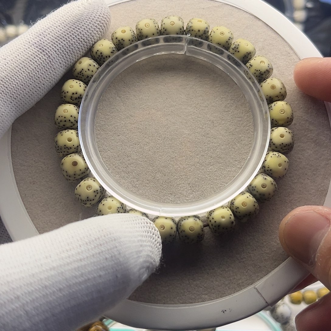 狐***手串星月菩提石玉料大眼睛卡9一物一图