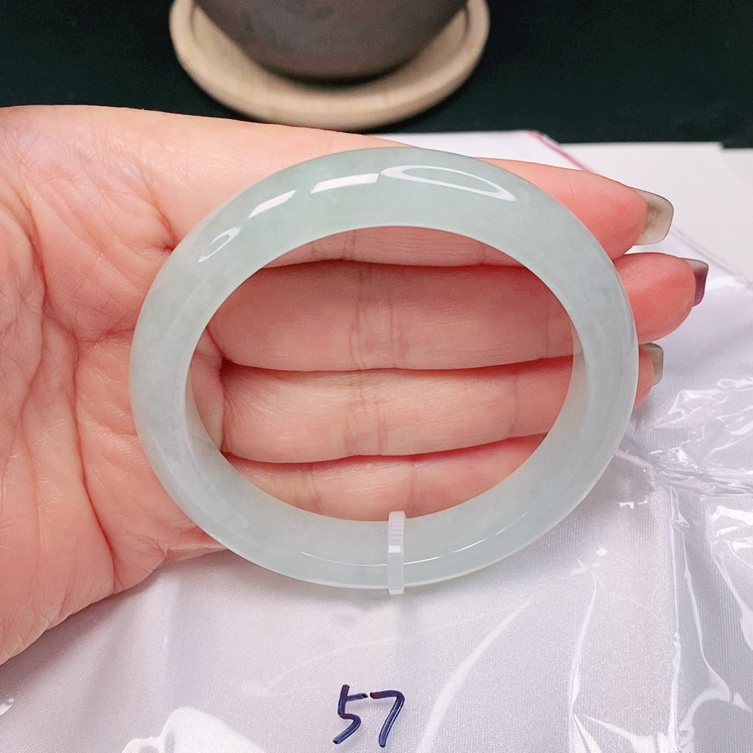 【闪购商品】翡翠手镯未镶嵌正