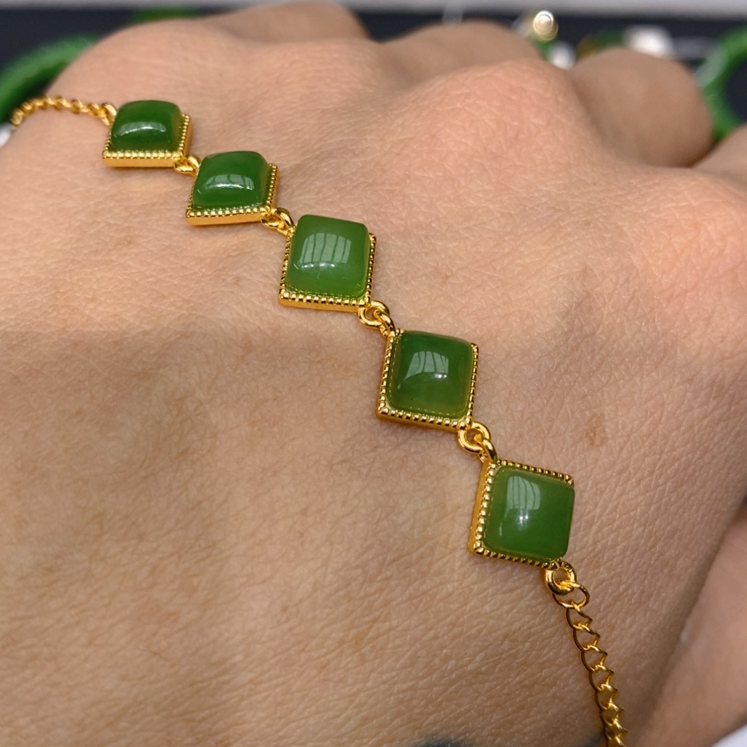 和田玉（碧玉）颈饰银S925镀金镶嵌