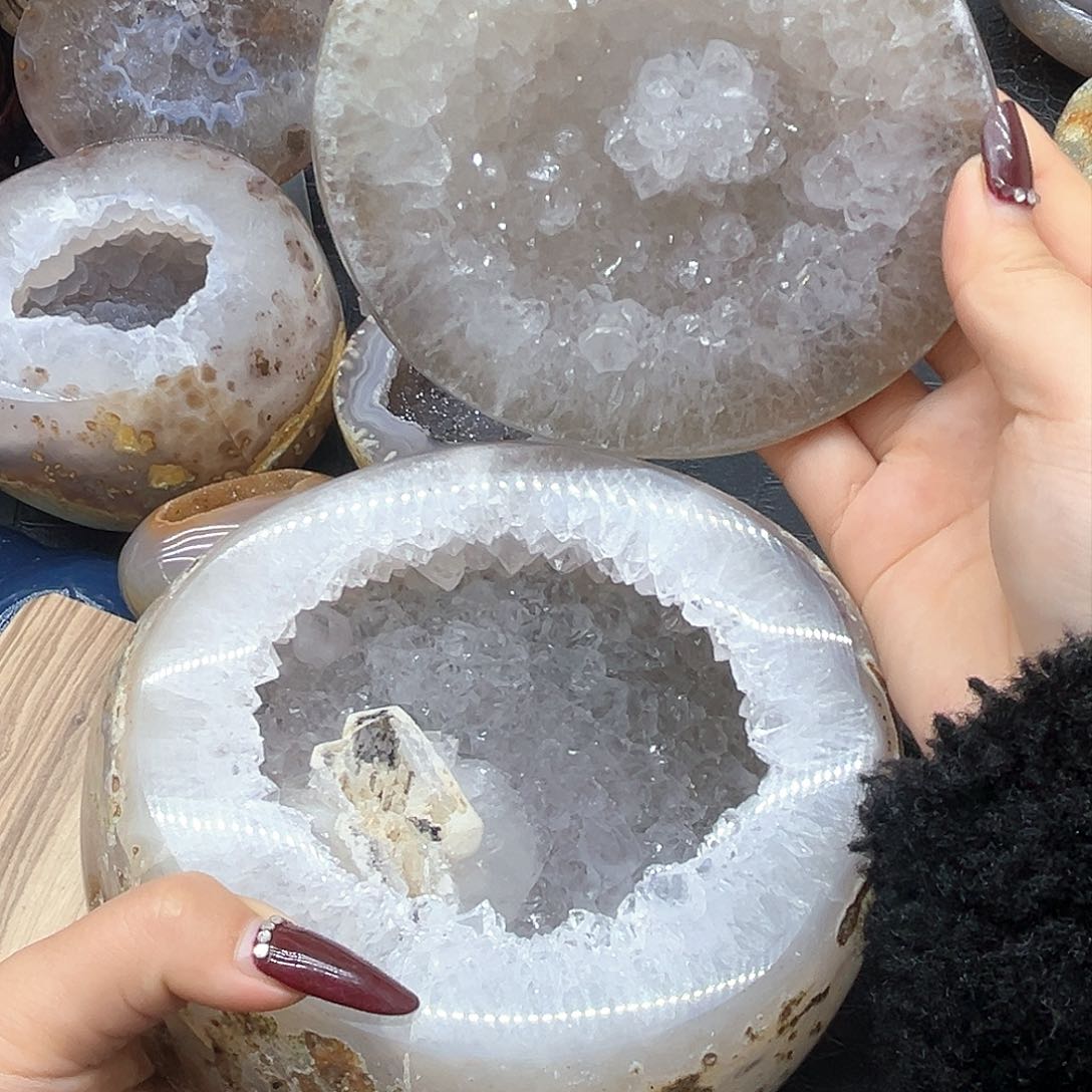 水晶大型摆件（非配饰）未镶嵌