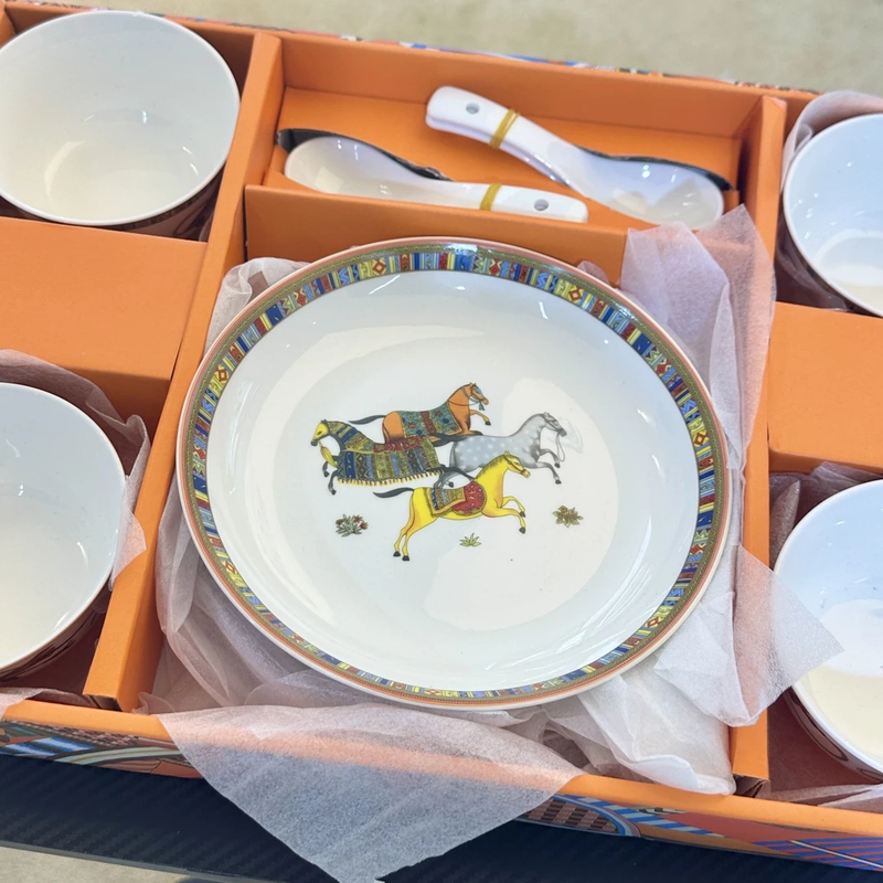 陶瓷餐具套装礼盒装爱马橙年会大气商务节日高级礼品乔迁礼物