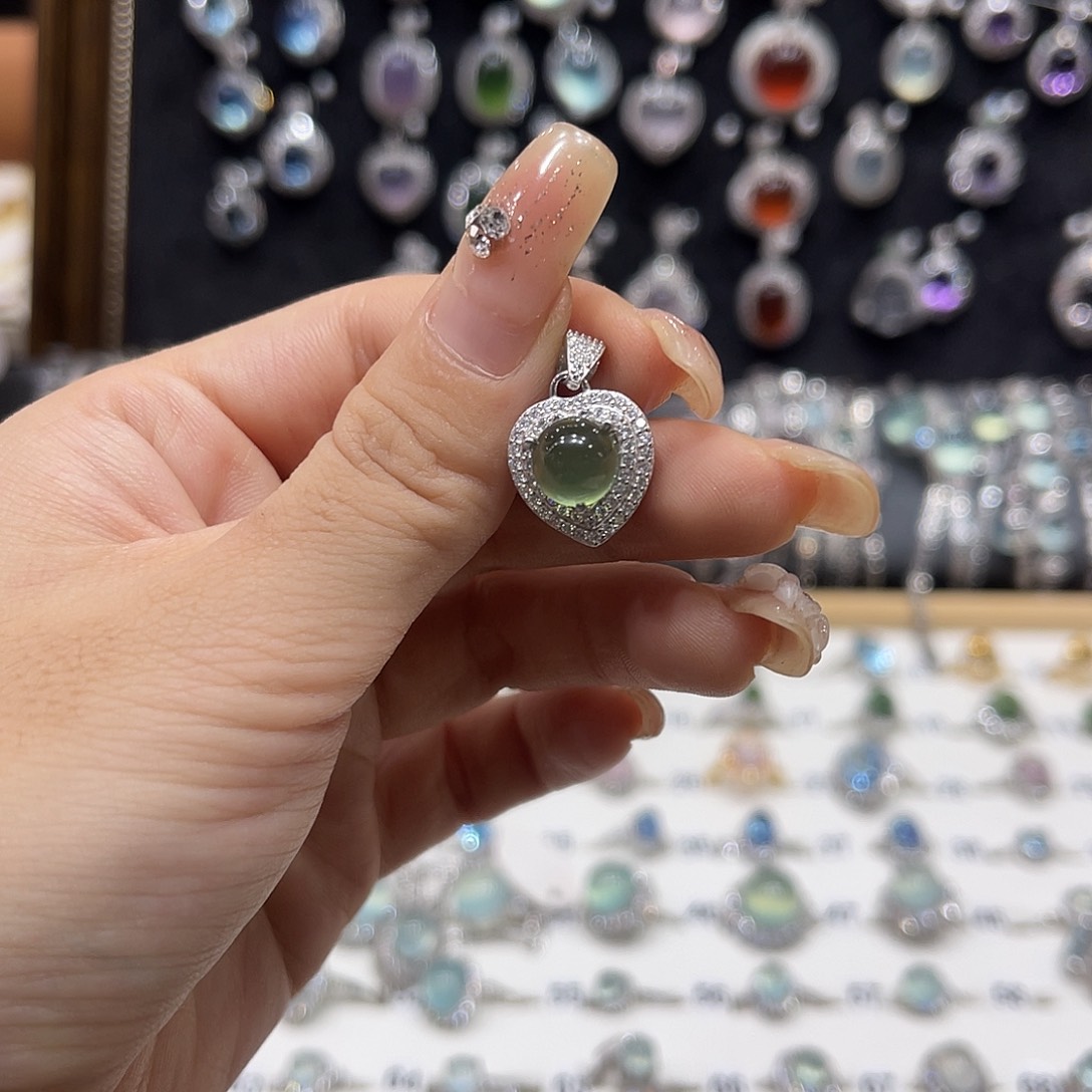 银S925镶嵌岫玉戒指