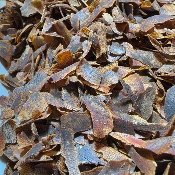 沉香手把件海南老白棋沉水切片30克