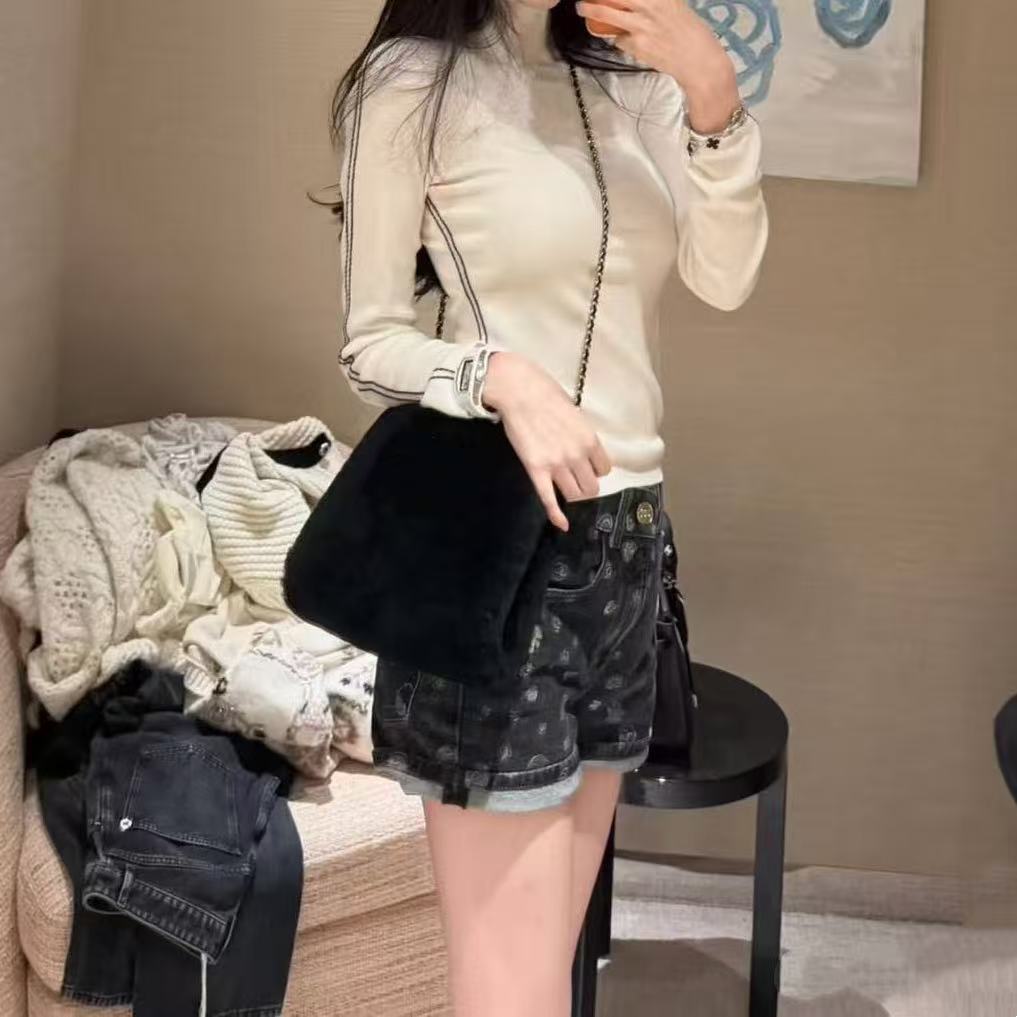 修身型气质纽扣百搭T恤ins长袖印花常规款不掉色女士