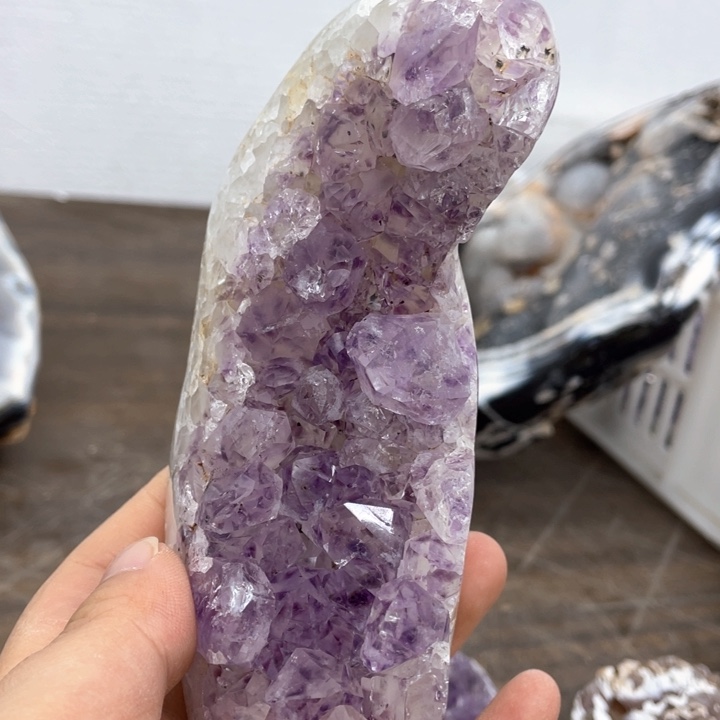 水晶摆件未镶嵌捡漏