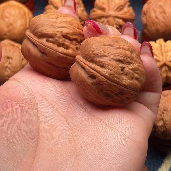 文玩核桃把件精品至尊蟾