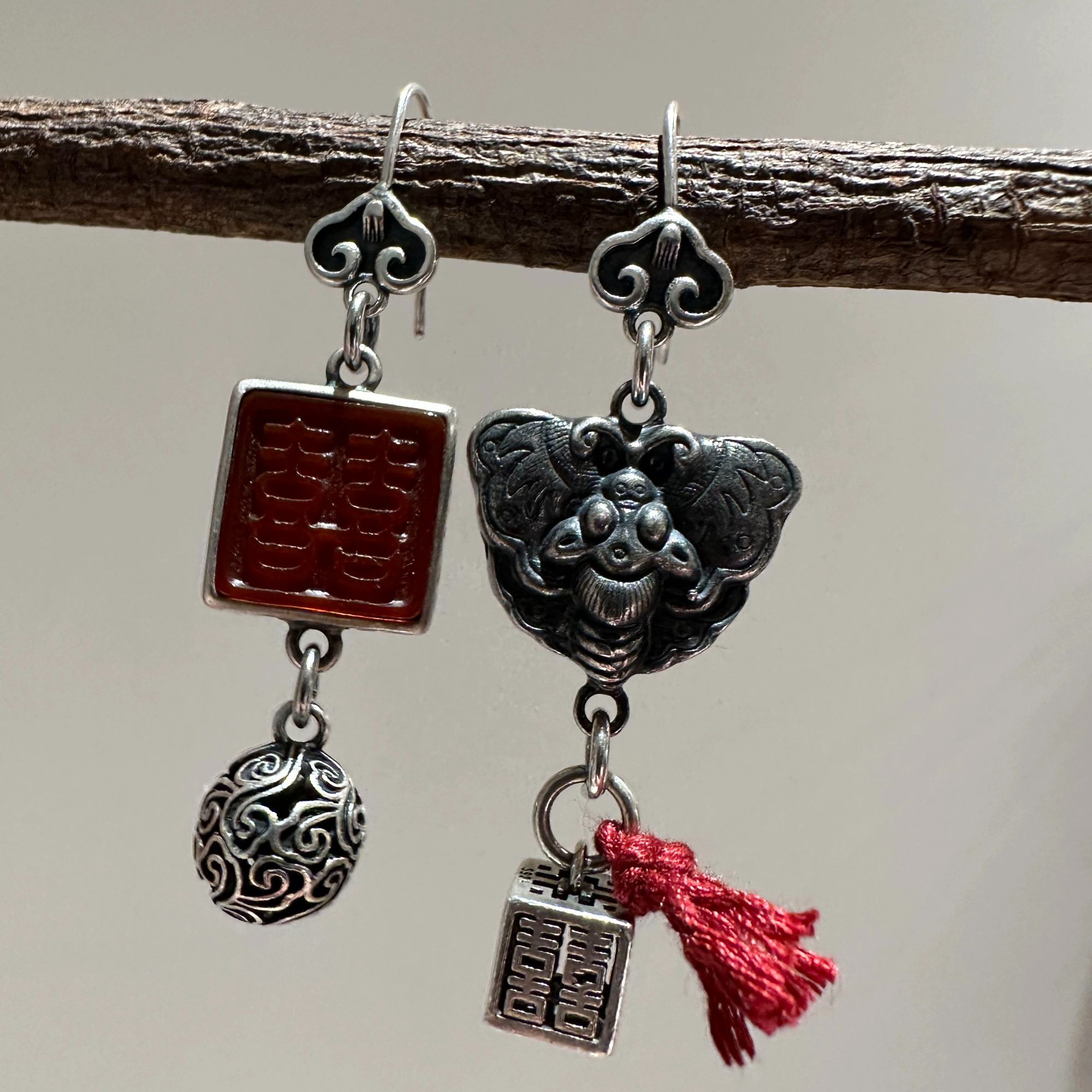 925银耳饰 E26307 红色双喜祥云珠双喜蝴蝶祥云耳钩AB款耳环