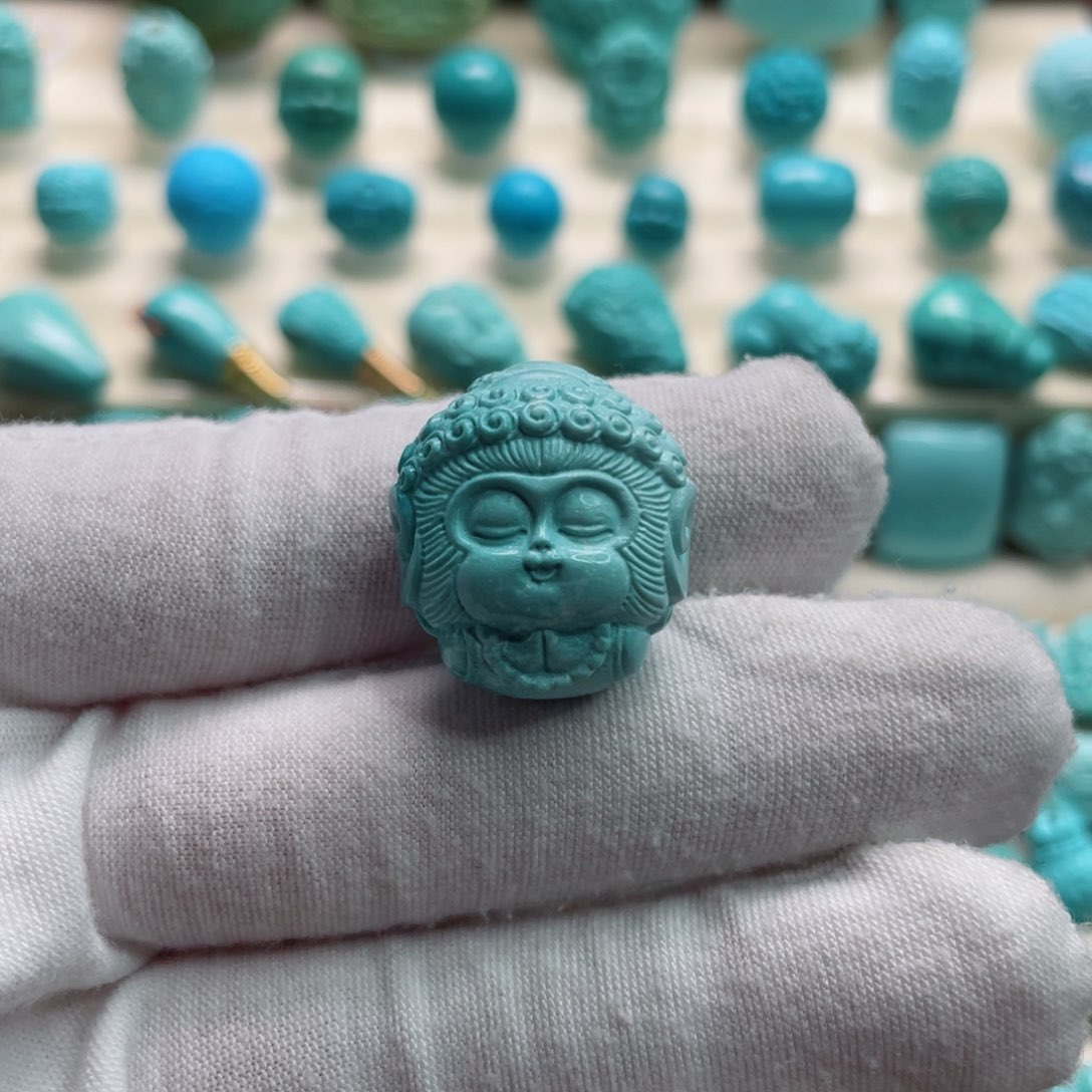 未镶嵌绿松石珠宝奇石