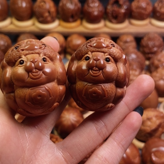 橄榄核其他࿐****醒师兔