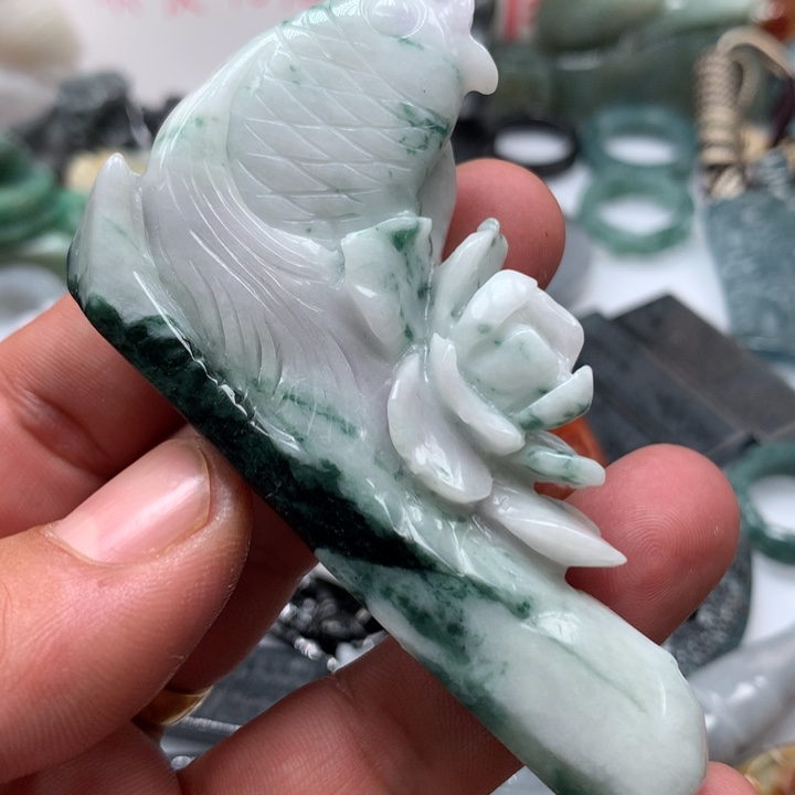 翡翠颈饰未镶嵌保真天然a货翡翠
