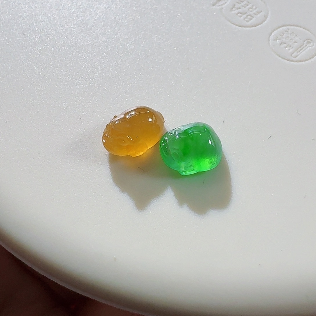 翡翠颈饰未镶嵌裸石