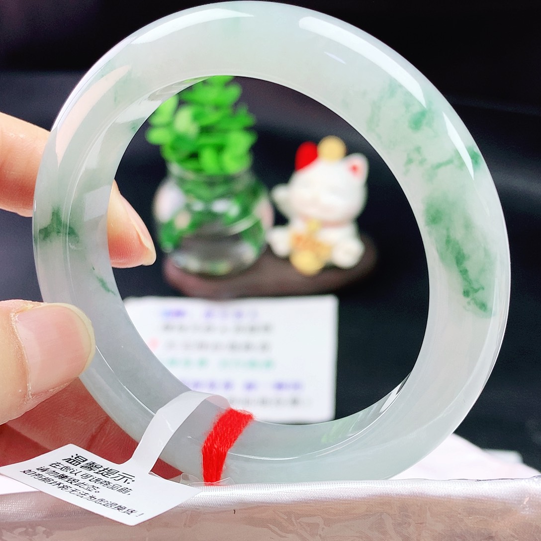 未镶嵌手镯翡翠57圈