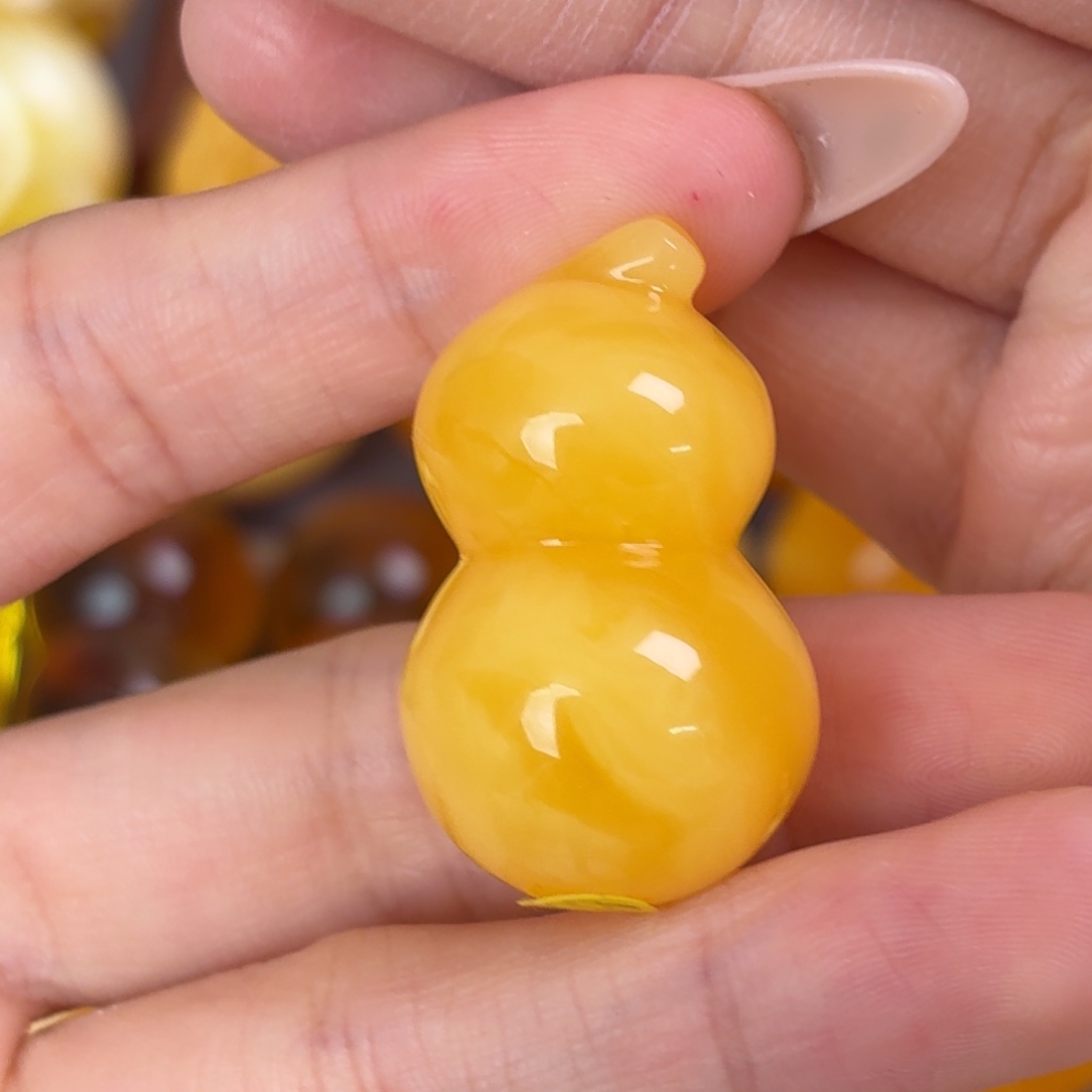 蜜蜡未镶嵌珠宝奇石满蜡葫芦