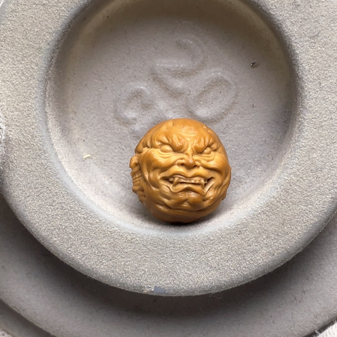 猴头核桃吊坠哈****P三面恶僧
