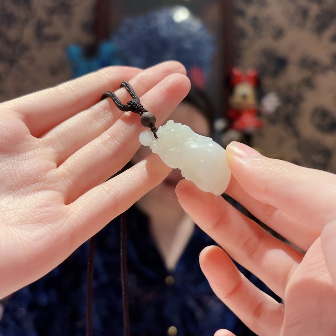 和田玉未镶嵌戒指