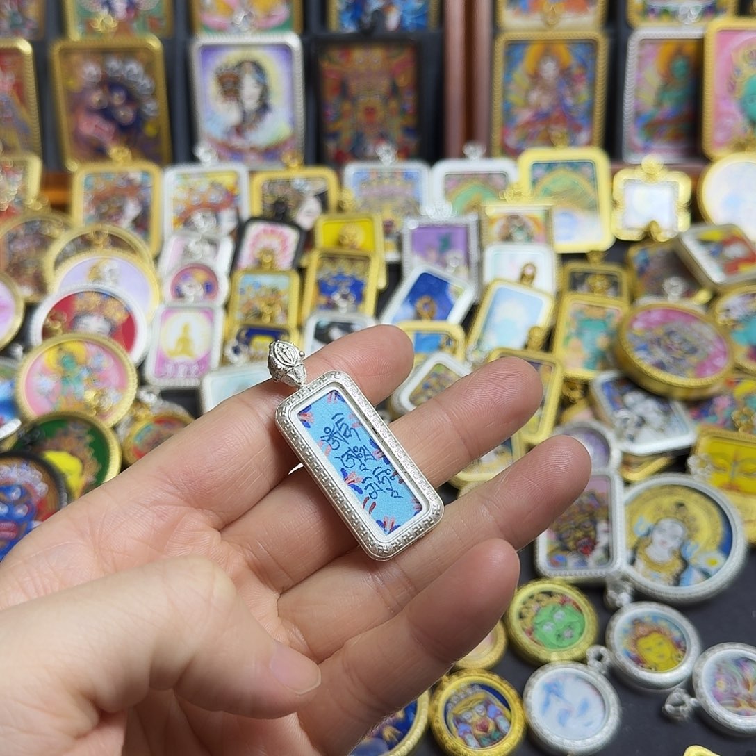 吊坠十三纯手绘1.3虚空心里话