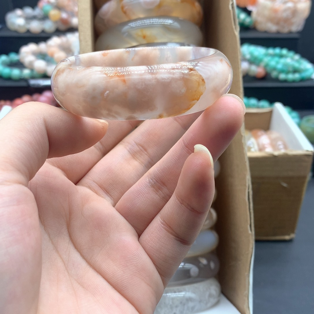 【闪购商品】手镯玛瑙/玉髓未镶嵌锦****✨