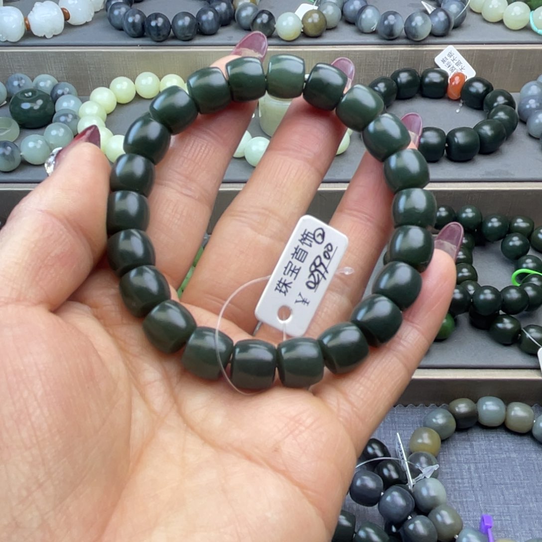 和田玉手链未镶嵌