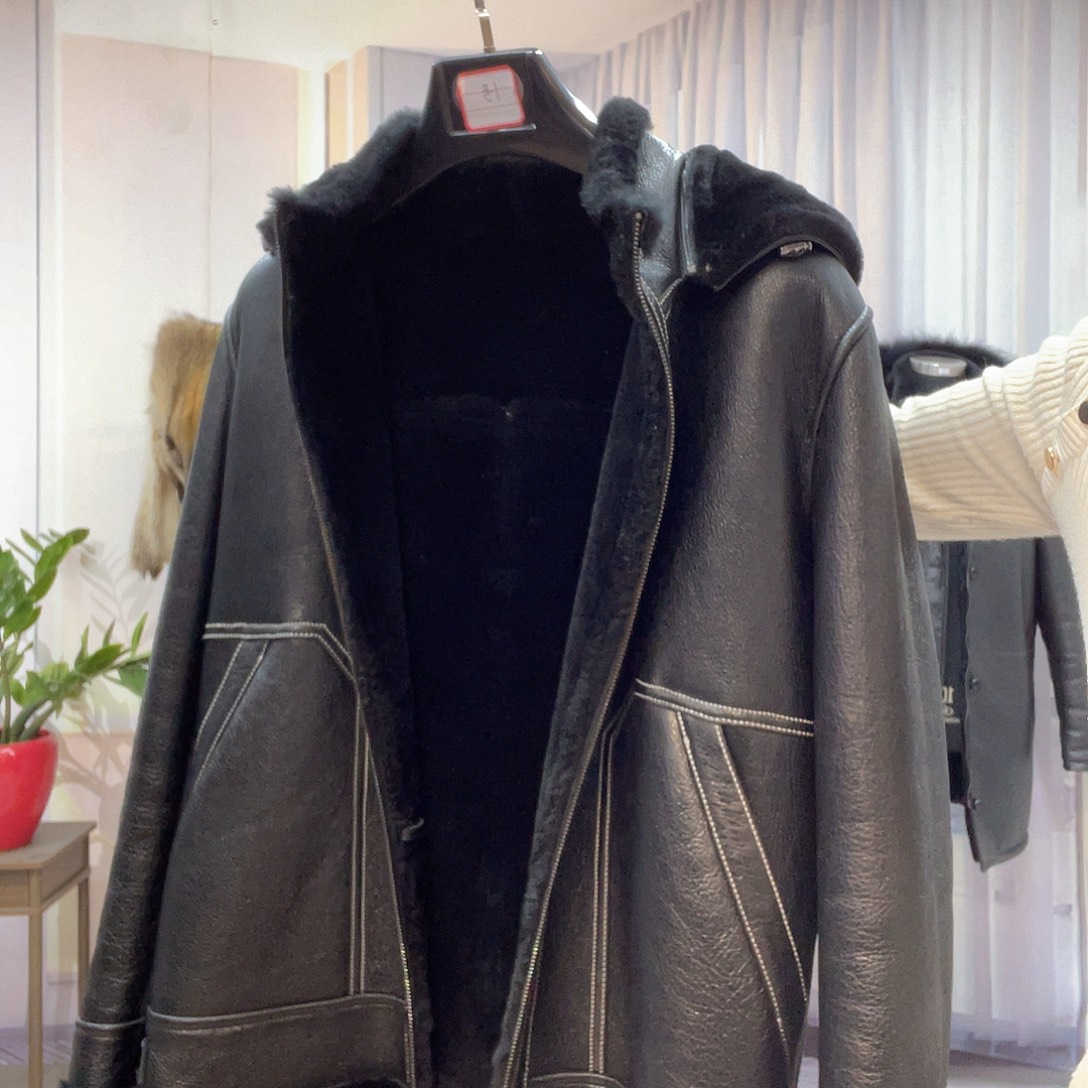 皮毛一体加厚保暖外套