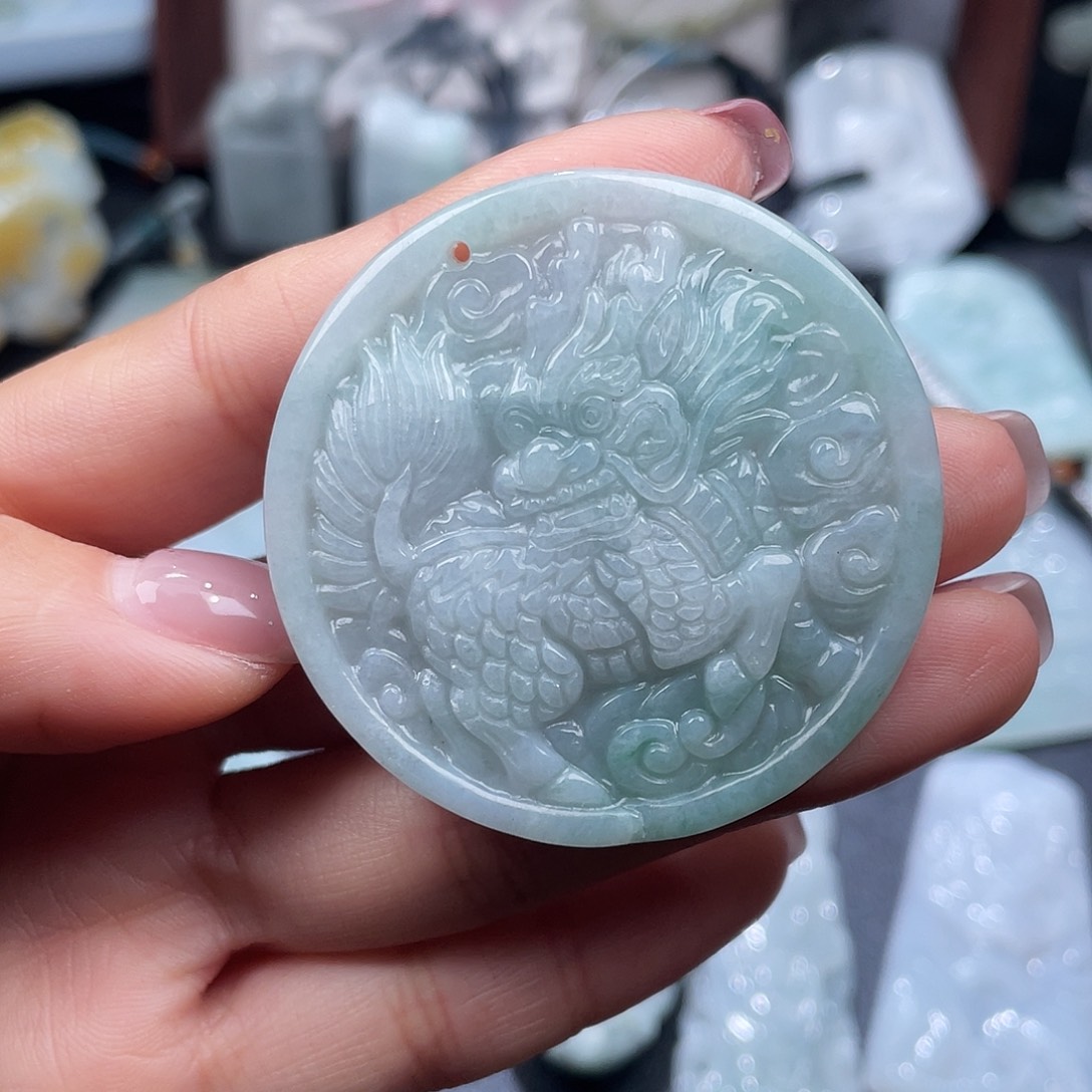 翡翠未镶嵌颈饰翡翠