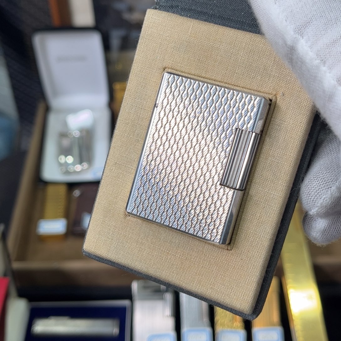 麻***溜都小号嘎嘎新银色波纹