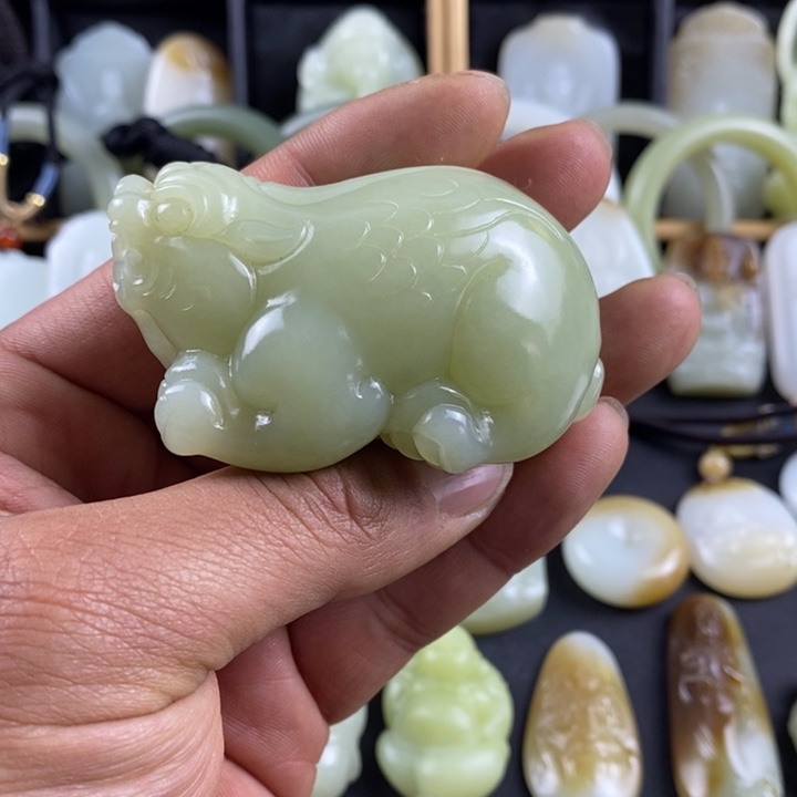 和田玉挂件未镶嵌