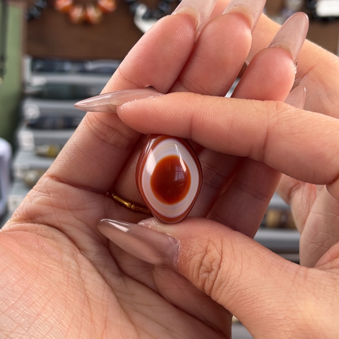 悟***悟玛瑙/玉髓合金珠宝奇石